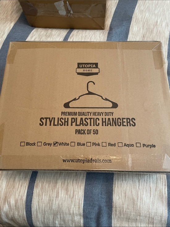 Other - Utopia Home Stylish Plastic Hangers - White (Pack of 50)